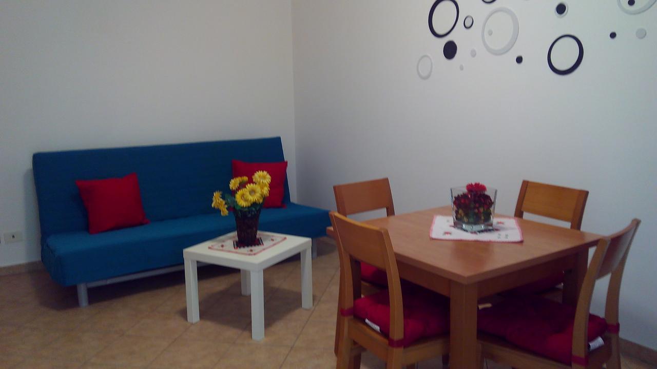 Residenza Melucci Aparthotel Римини Екстериор снимка